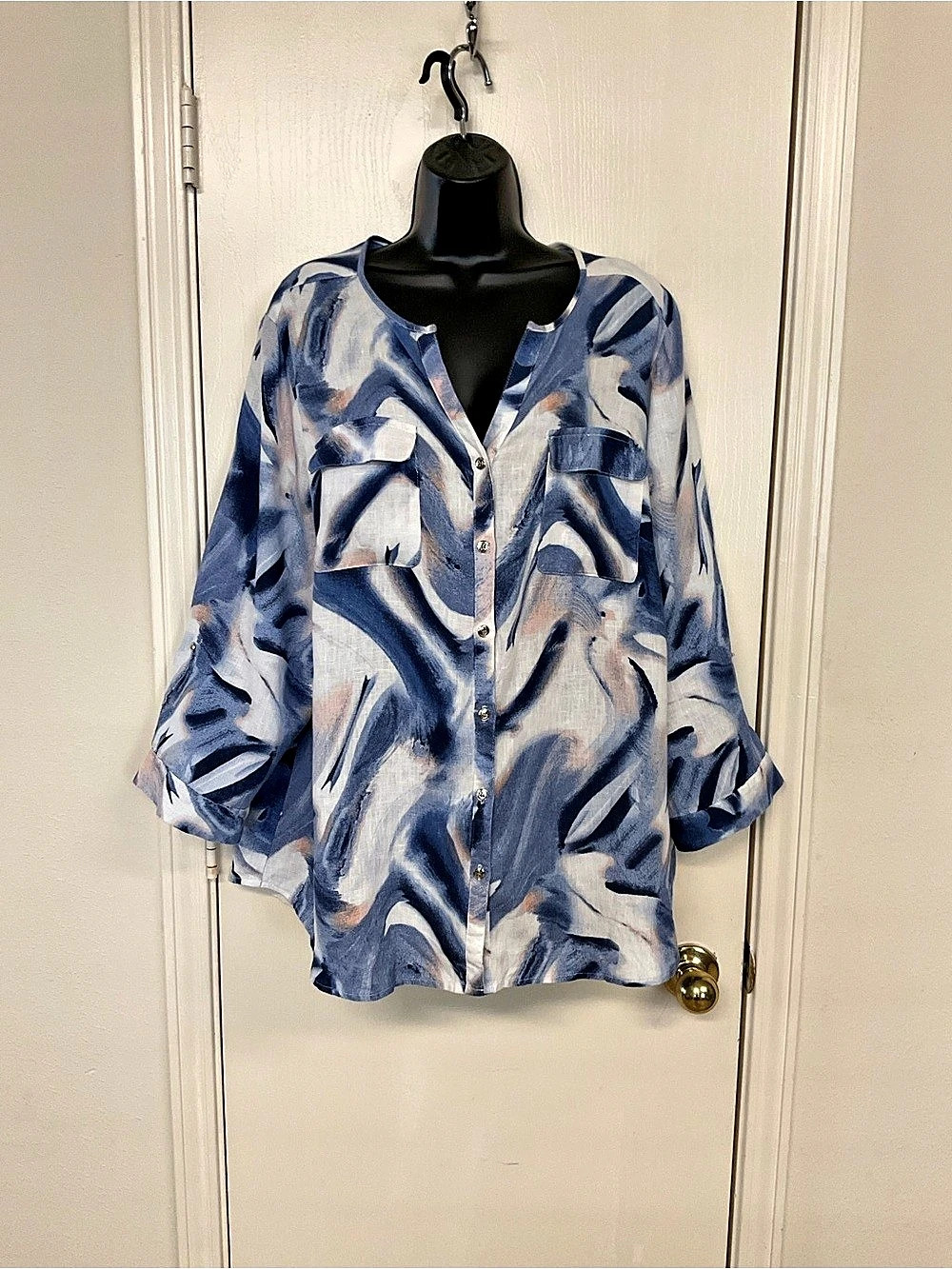 JM Collection Abstract Linen Button Down in Blue & White 18W Like New
